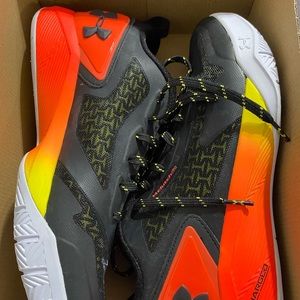 Under Armour ClutchFit Drive 2 Low size 10.5 men’s